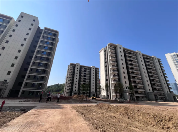 铁建云台府8月工程进度